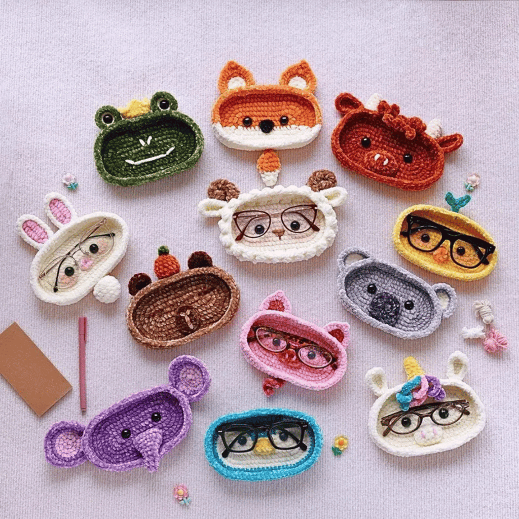 Kawaii Glasses Holders Crochet Pattern PDF – Cute Animal Eyeglass Stand Tutorial
