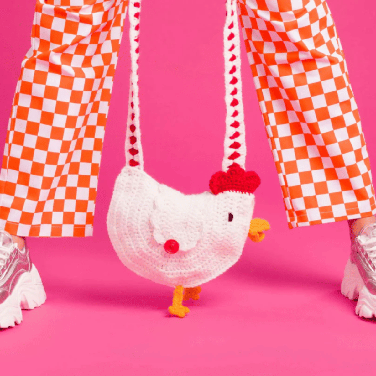Red Heart Crochet Chicken Bag Pattern – Cute Farmhouse Tote PDF
