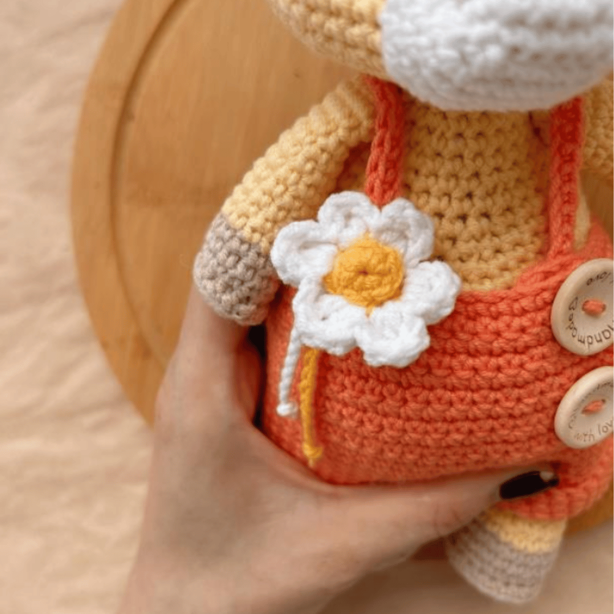 Lila & Enzo the Giraffes  🦒– Amigurumi Crochet Pattern PDF (Cute Giraffe Couple Plush)