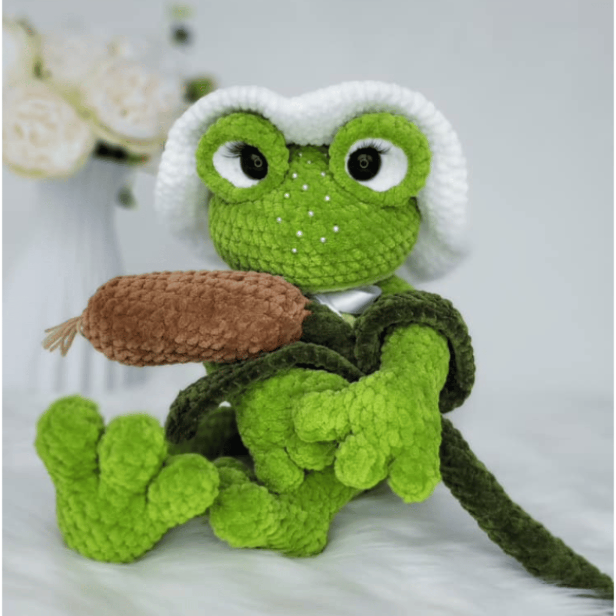Lily the Frog 🐸 – Amigurumi Crochet Pattern PDF (Cute Sitting Frog Plush)