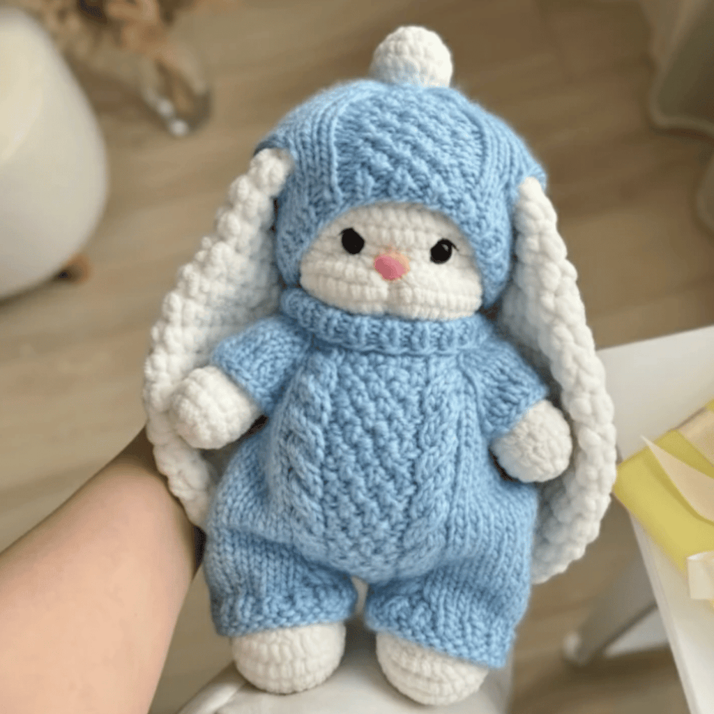 Sophie le Lapin  – Ensemble de Patrons Knitting  2–en–1 🇫🇷